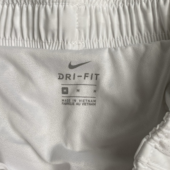 Nike Dri-Fit White Shorts.  Size Medium. - Picture 4 of 6